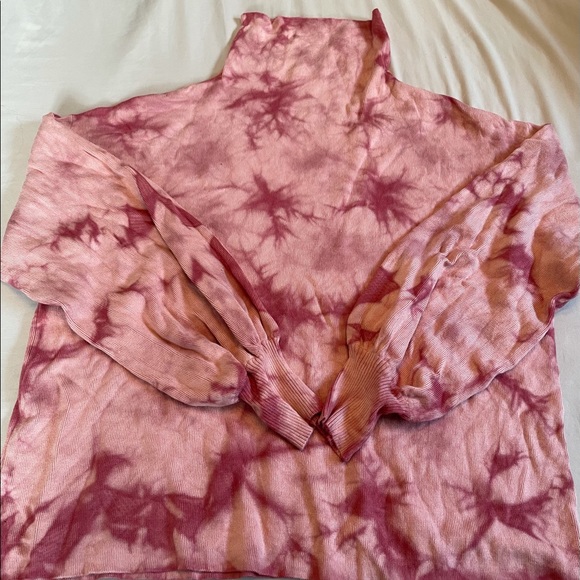 Smells like Roses Tie Dye Set